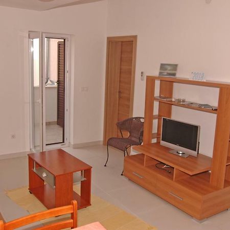 Apartment Urem Biograd Na Moru Ngoại thất bức ảnh