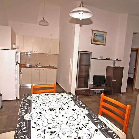 Apartment Urem Biograd Na Moru Ngoại thất bức ảnh